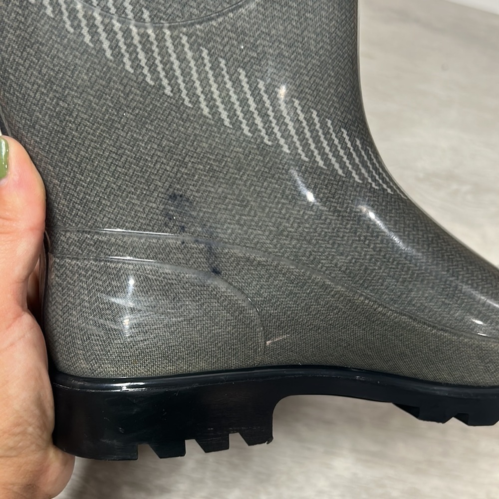 Burberry • plaid check signature rubber winter rain boots - Picture 9 of 16
